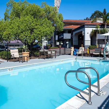 Days Inn By Wyndham Encinitas Moonlight Beach Bagian luar foto